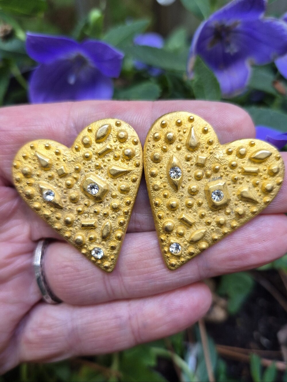 Heart Statement Earrings Textured Rhinestone Matte Brushed Gold Pierced 1.5" 80s